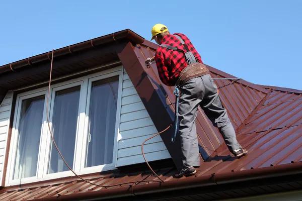Roofing Contractor Service That Delivers Peace of Mind