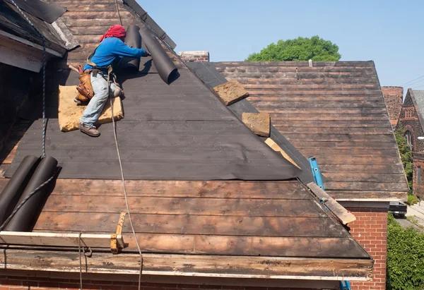 Baton Rouge Roof Replacement – Done Right the First Time