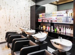 Omysalon Review: Is It Worth the Hype for Beauty Professionals?
